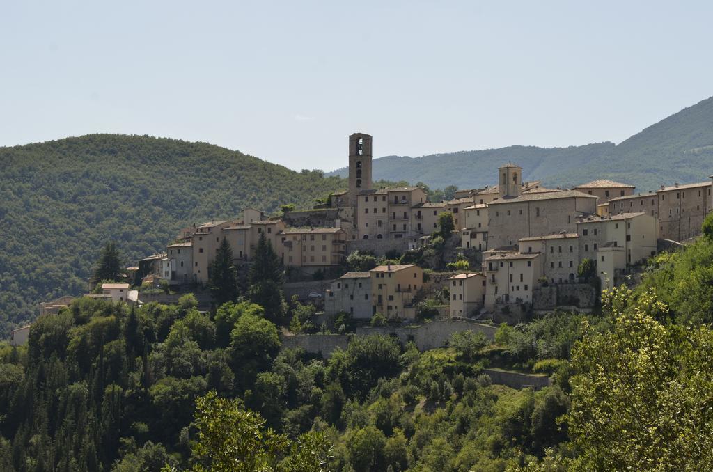 La Torre Del Cerreto Villa Cerreto di Spoleto Bagian luar foto